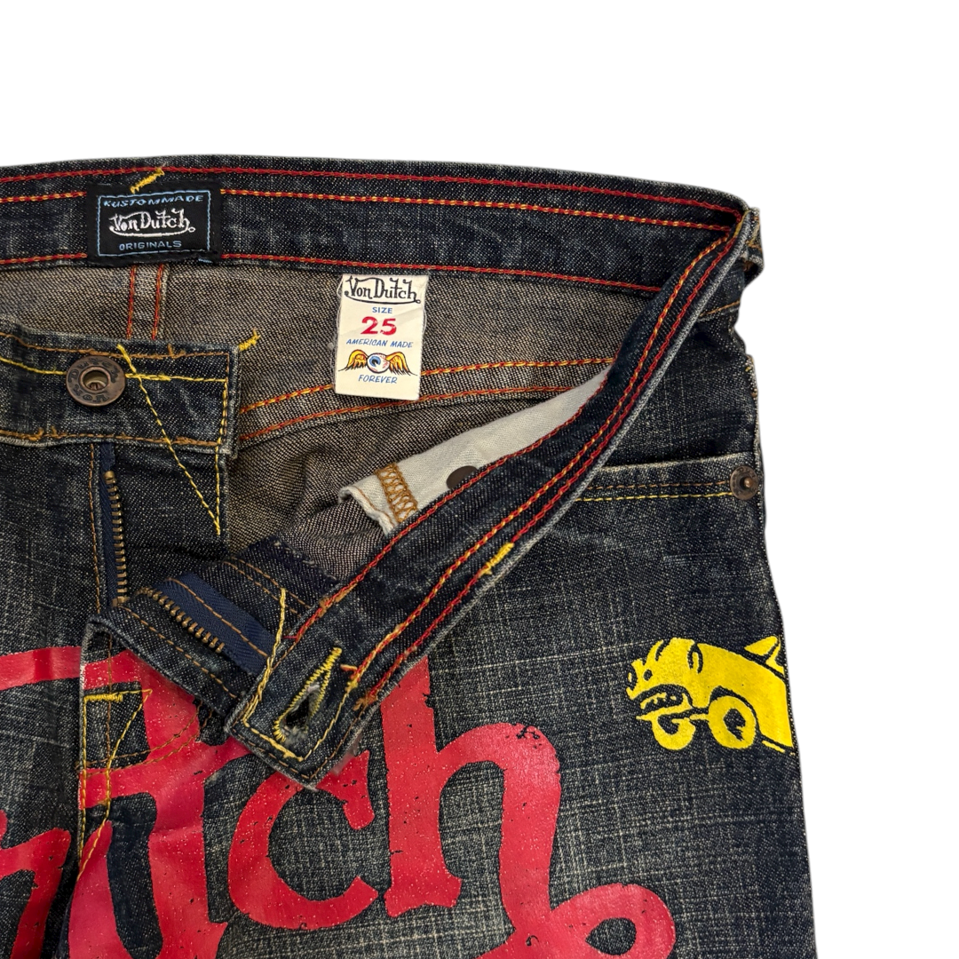 VON DUTCH SPELL OUT LOW RISE JEANS (W) [28-26]