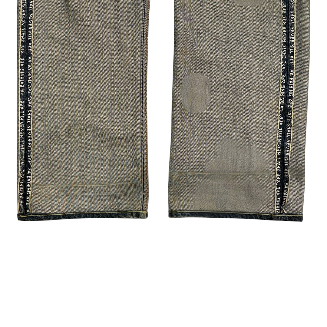 BAPE SELVEDGE SPELLOUT JEANS [38-34]